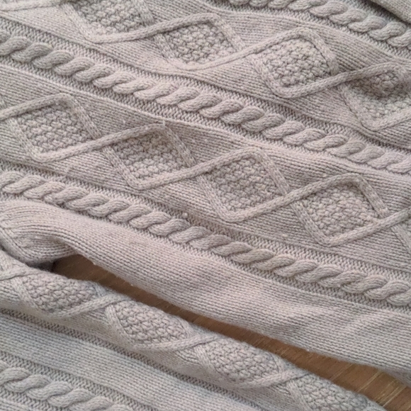 Aritzia Lamora Cardigan Opal Grey - Picture 2 of 4